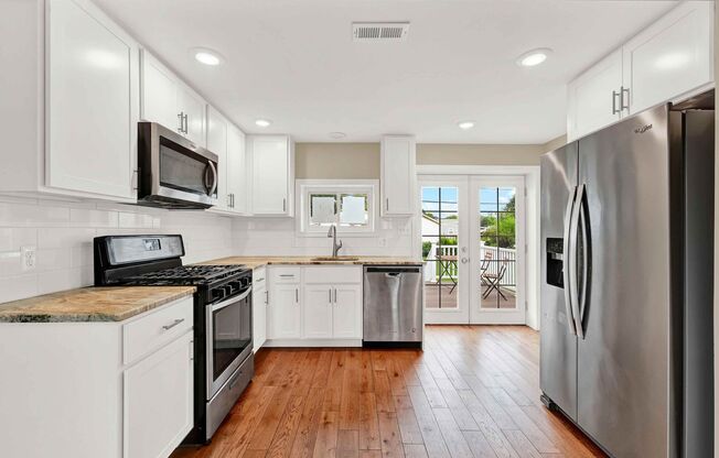 Charming 2 Bedroom/2 Bathroom Home with Loft in Dundalk, MD!