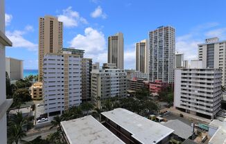 Liliuokalani Plaza – 2 bedroom, 2 bath with 1 covered parking