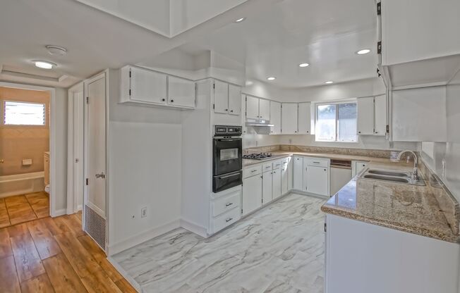 3 beds, 2 baths, $4,000
