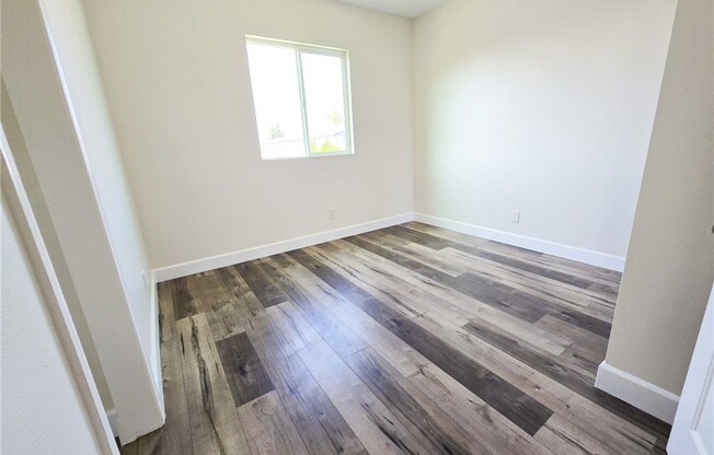 130 E 104 ST