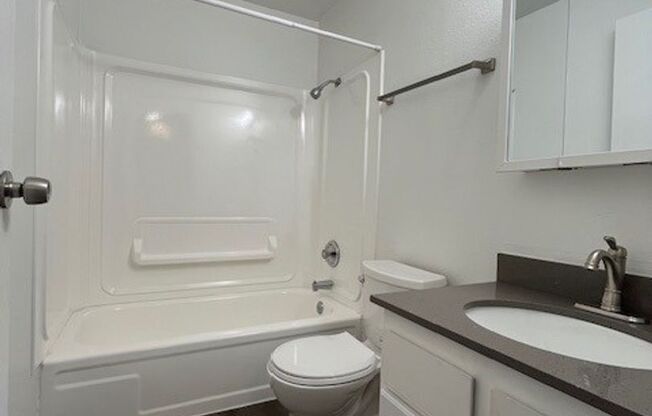 Interlakken Apartments - Bothell - Renovated Units