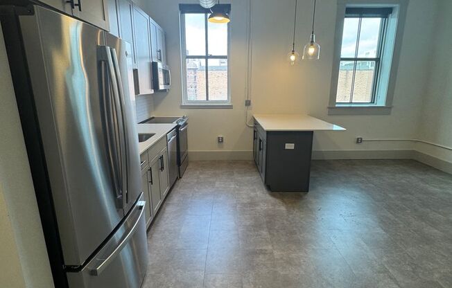 Modern 1 bedroom apartment - In Downtown Rochester, NY