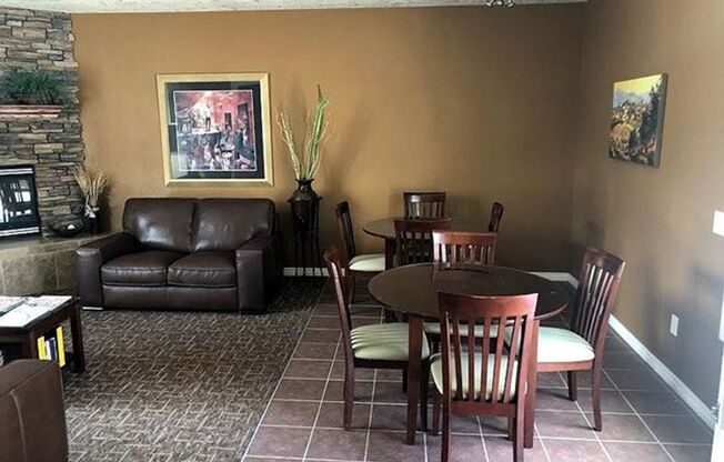 1 bed, 1 bath, 555 sqft, $995, Unit 4252-207