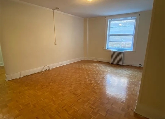 Studio, 1 bath, 500 sqft, $2,600, Unit 4E