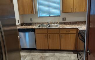 2 beds, 2 baths, $1,700