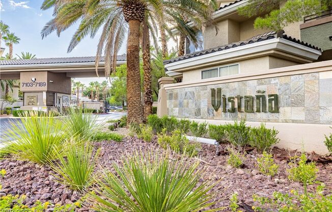 Guard Gated, Lovely 2-Bedroom, 2-Bathroom at Vistana Condos in the Southwest