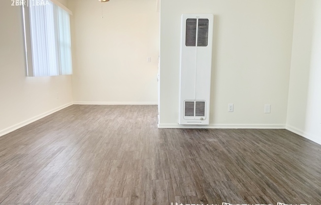 2 beds, 1 bath, $2,395