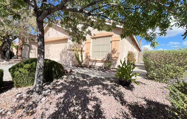 Lovely corner-lot, single-story