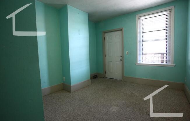 880 HUNTINGTON