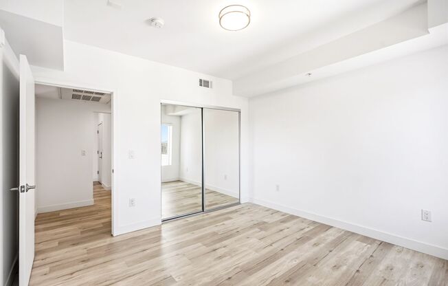 2 beds, 2 baths, 1,037 sqft, $2,950, Unit 401