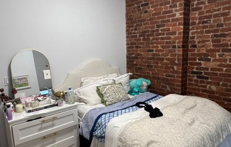 2 beds, 1 bath, $4,499, Unit 2D