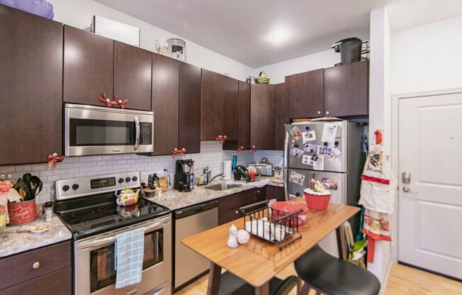 Queen Village Lofts