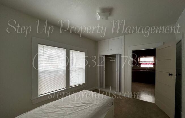 3 beds, 1.5 baths, 1,400 sqft, $2,050, Unit 92