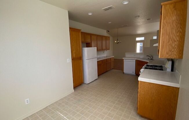 4 beds, 2 baths, $2,450