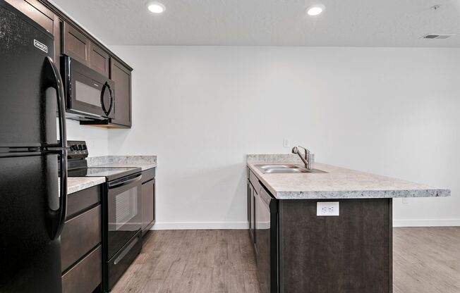 Lovely 2-Story Townhomes in The Brickyard in Meridian!