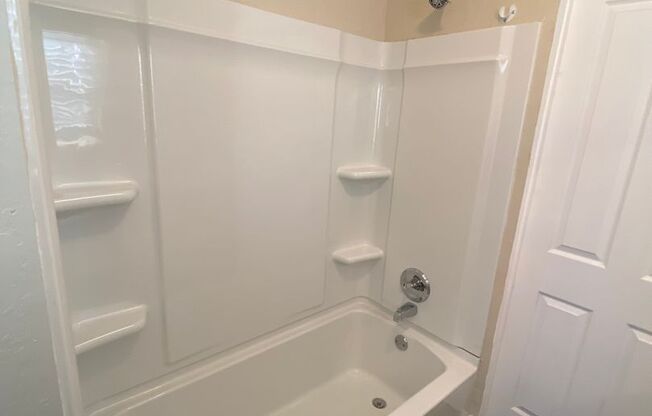 2 beds, 1 bath, $1,850