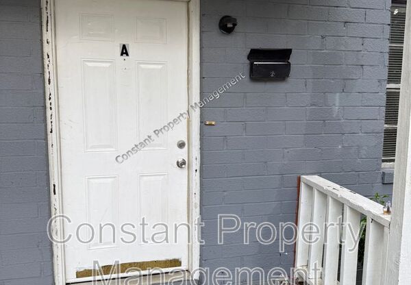 929 MAGNOLIA DR