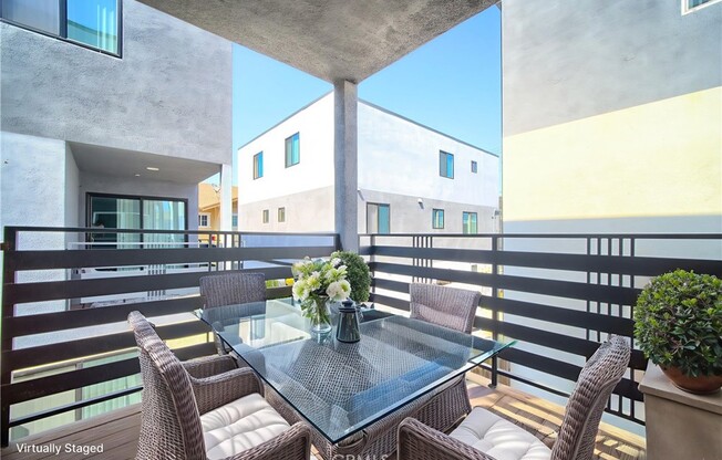 1427 S NEW HAMPSHIRE AVE