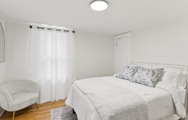 266 CONGRESS AVE