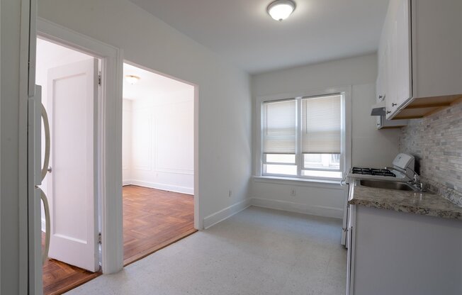 48 39 45 ST