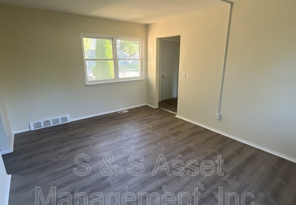 3625 COACHLIGHT CMN ST