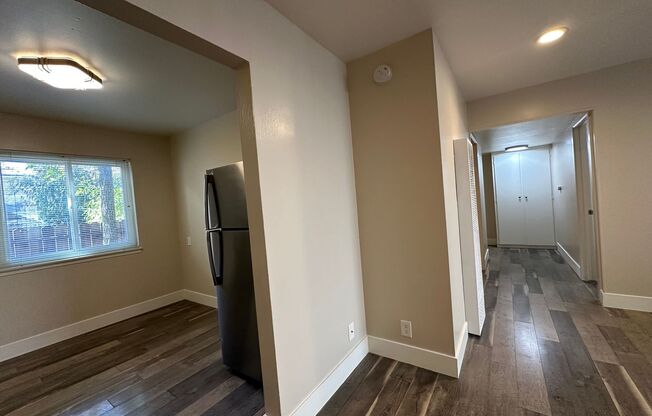 2 beds, 1 bath, $1,795, Unit 271304