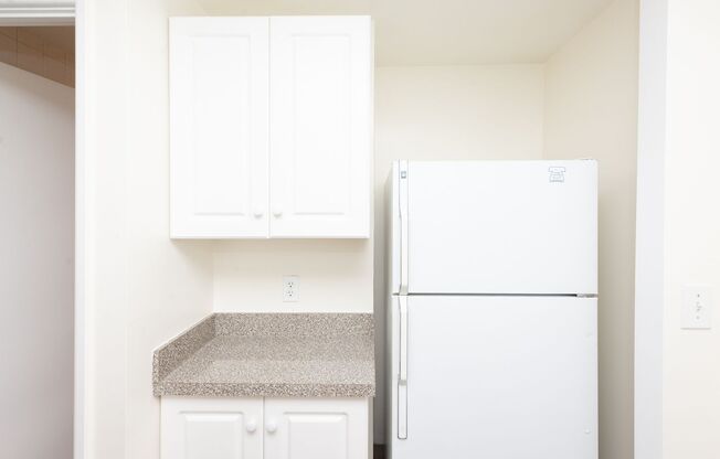 Studio, 1 bath, 368 sqft, $1,525, Unit 113