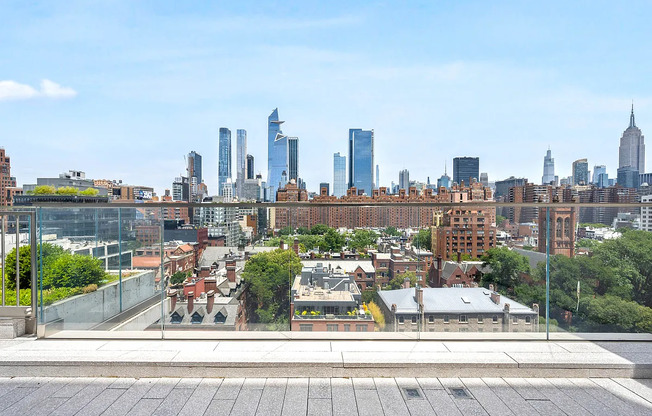 455 W 19 ST
