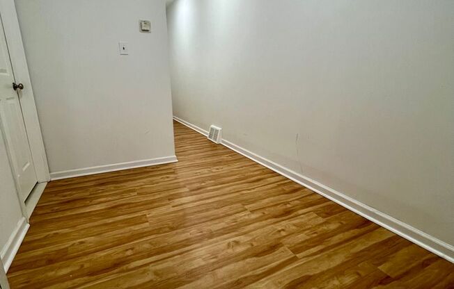 Newly Renovated 2-Bedroom Apartment in Hunting Park! PHA ACCEPTED!