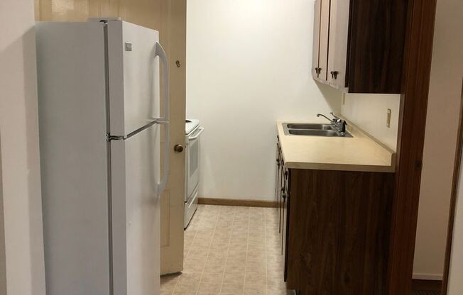 1 bed, 1 bath, $695