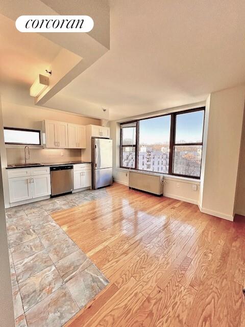 1 bed, 1 bath, $3,100, Unit 8K
