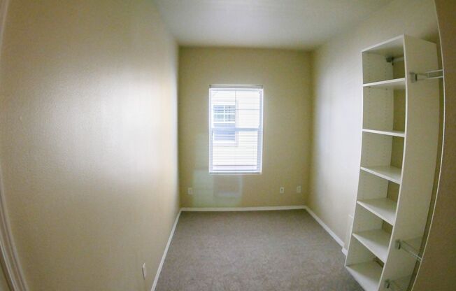 Studio, 1 bath, 160 sqft, $1,195, Unit 6B
