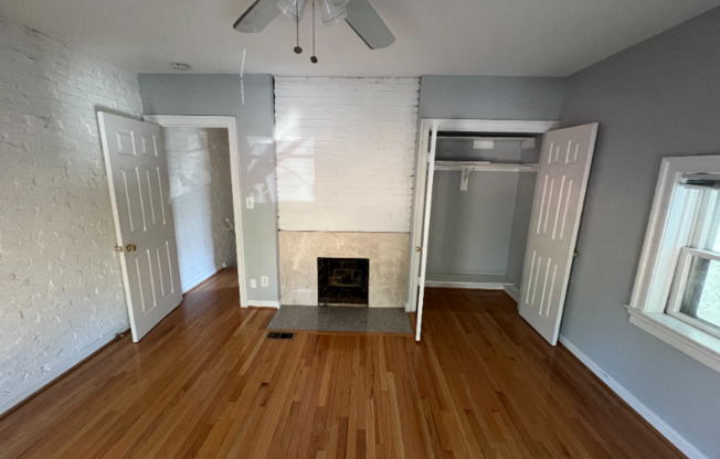 1223 I ST SE