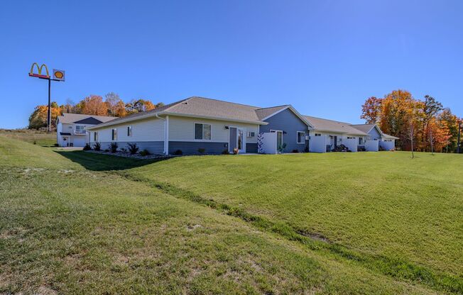 2 beds, 2 baths, 1,110 sqft, $1,785, Unit BS 962-04