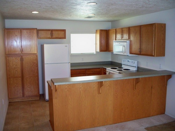 3 Bedroom 2 Bath Apartment on the top floor in Branson, MO NEWLY RENOVATED