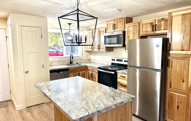 2 beds, 1.5 baths, 800 sqft, $1,499, Unit 1683C