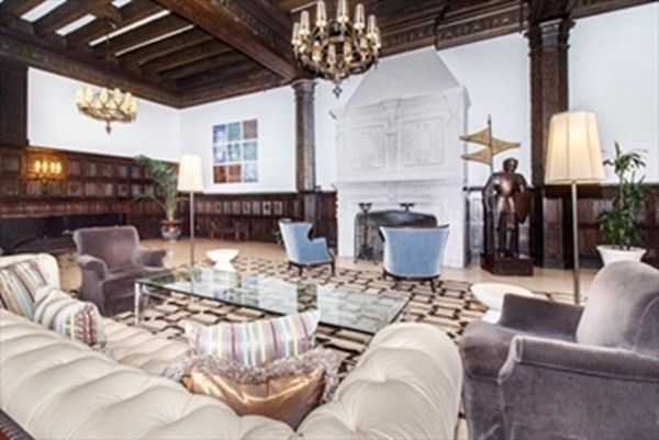 2 beds, 2 baths, 1,561 sqft, $6,250, Unit C1007