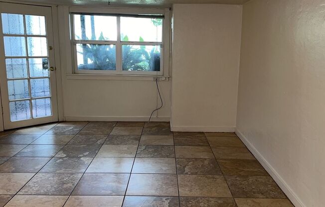 1 bed, 1 bath, $930, Unit 726 #4