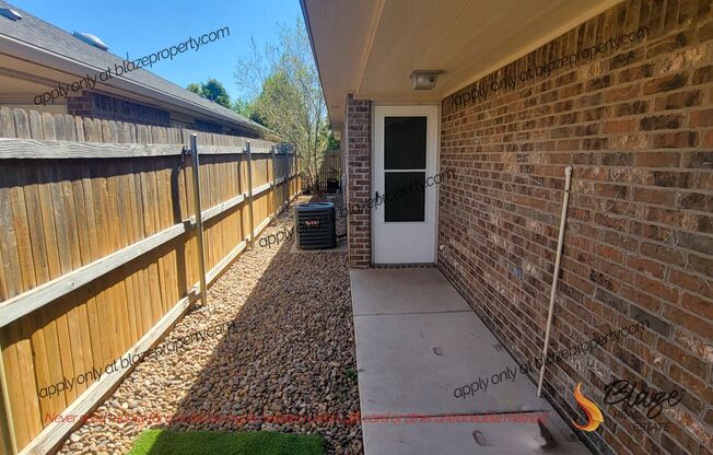 2 beds, 2 baths, $1,550