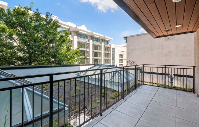 1 bed, 1 bath, $1,800