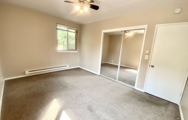 2 beds, 1 bath, 785 sqft, $2,300, Unit 201