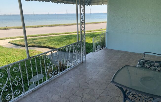 701 S Bermuda Blvd