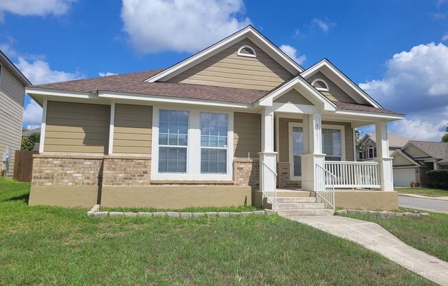 One-Story 3BR Corner Home | Oversized Primary Suite | Detached 2-Car Garage