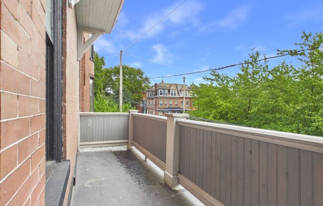 Studio, 1 bath, 400 sqft, $825, Unit 1700 N 2nd #8