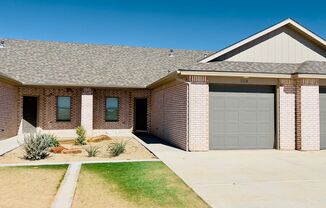 Charming 2 Bedroom, 2 Bathroom Townhome in Frenship ISD