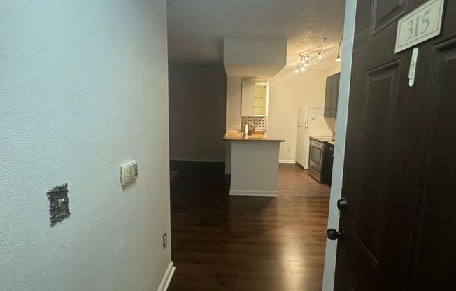 1 bed, 1 bath, $1,400, Unit # 315