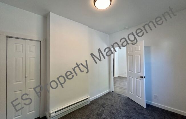 2 beds, 1 bath, $1,205