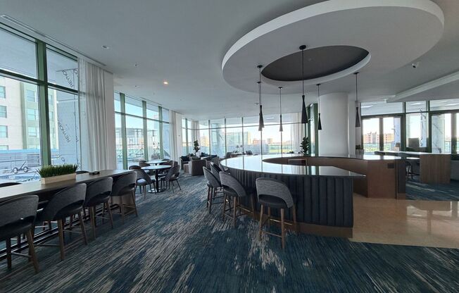2 beds, 2.5 baths, $4,500, Unit UNIT 1706