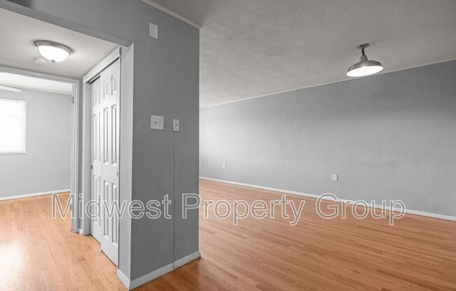 2507 S BIG BND BLVD