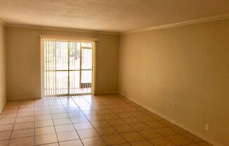 Two Bed/Two Bath Conveniently Located in Park View Condominiums, Close to Downtown Sarasota